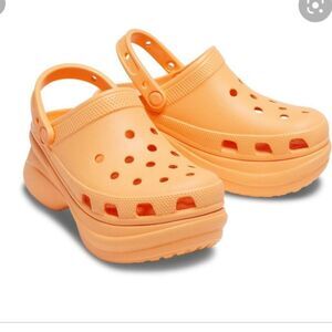 Crocs Bae Clog Platform – Orange – Women’s 7 – New Without Box